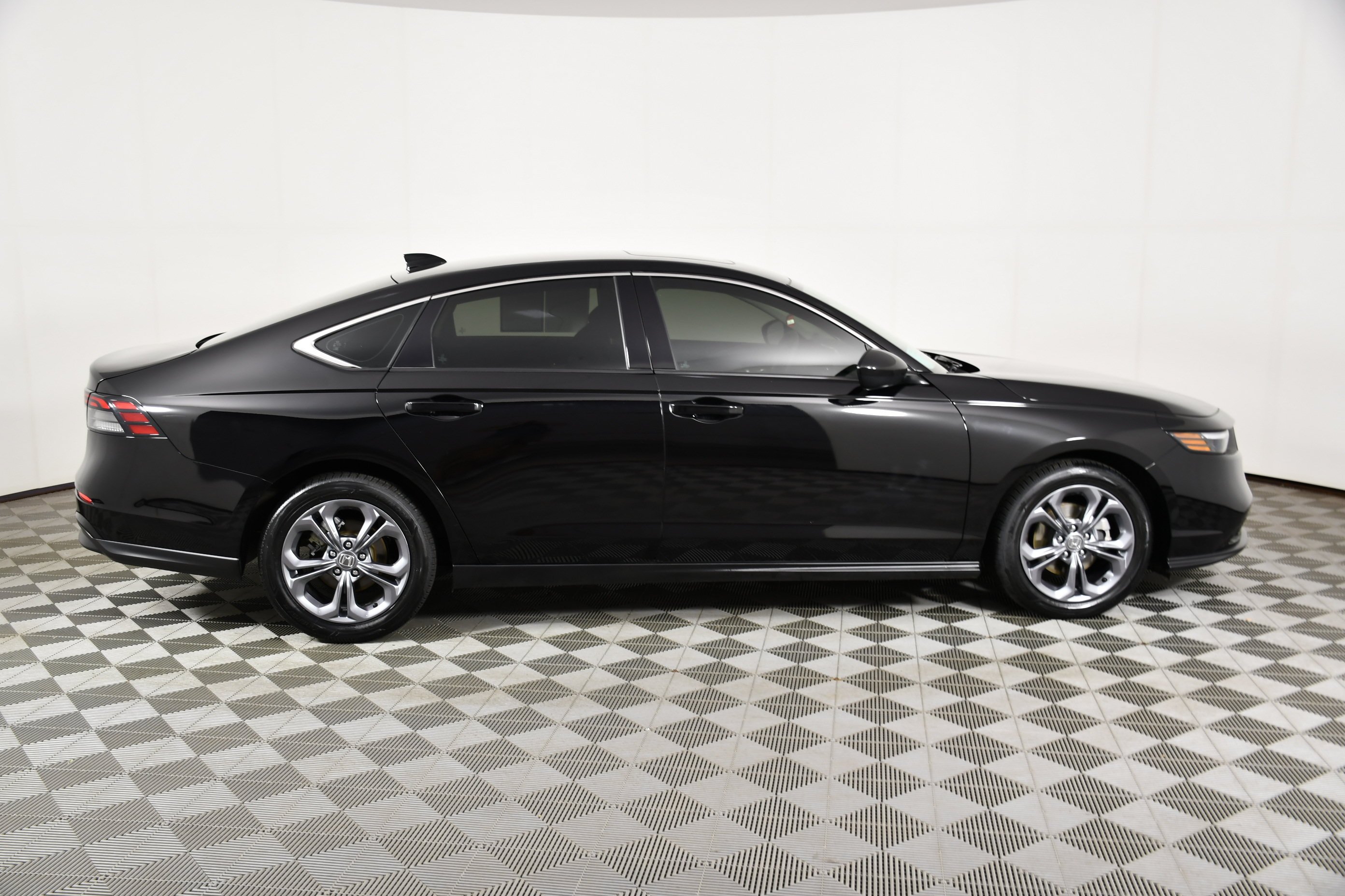 Certified Used 2023 Crystal Black Pearl Honda EX image 5