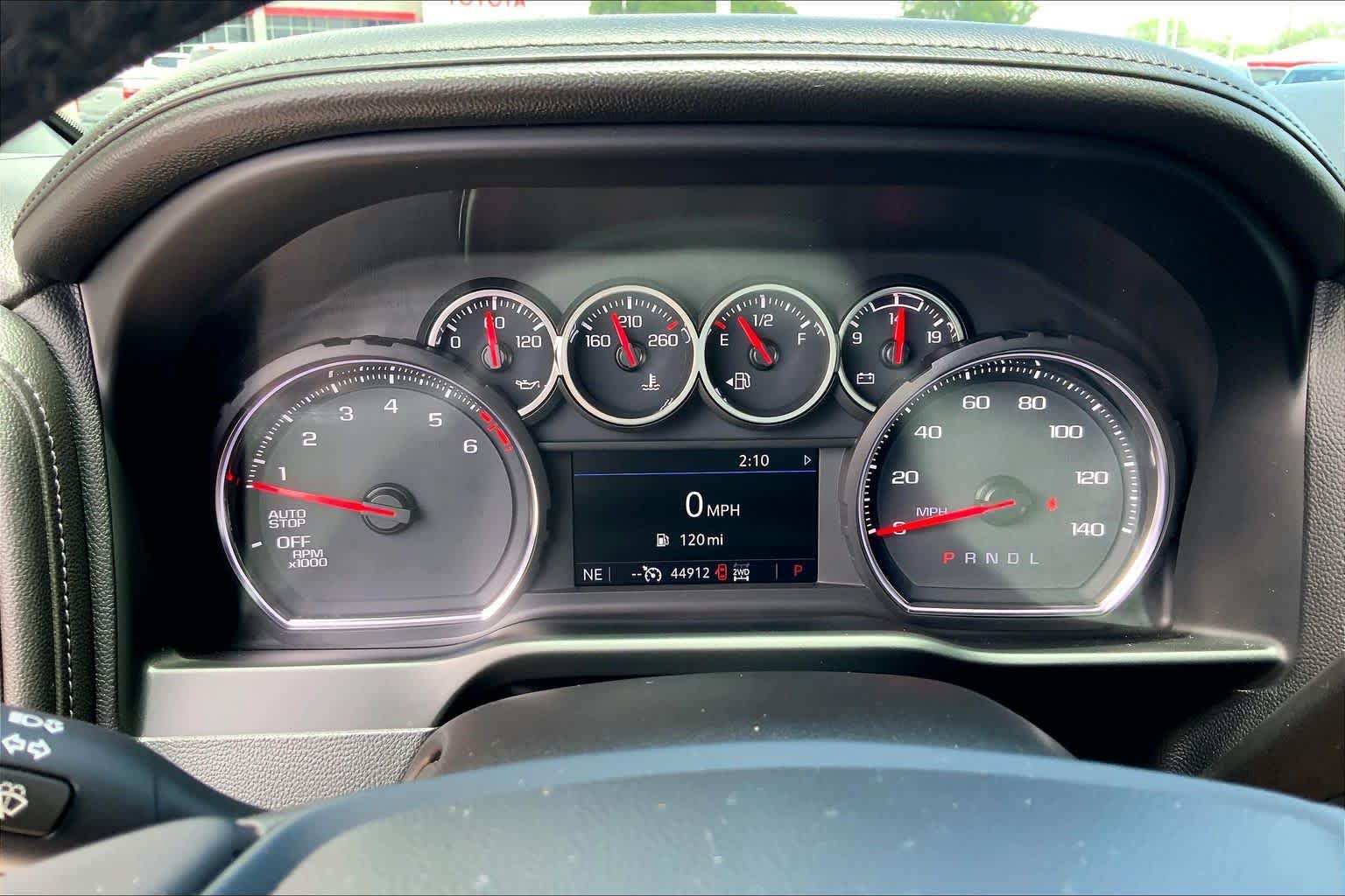 Used 2022 Summit White Chevrolet LTZ image 26
