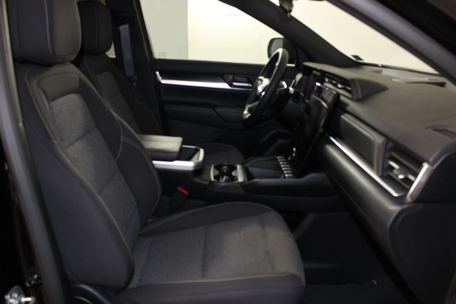 Used 2026 Black GMC Elevation image 26