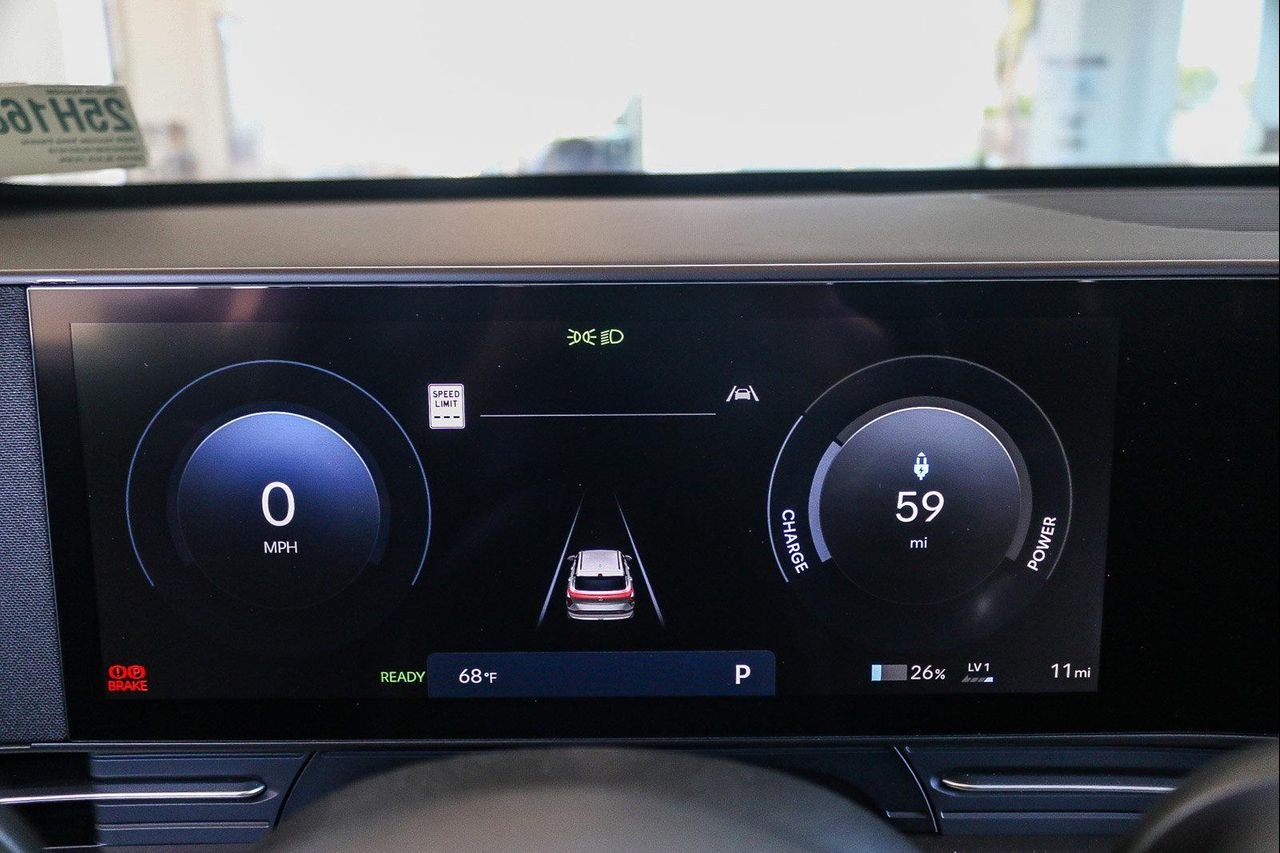 2025 Hyundai Kona EV SEL - Photo 55