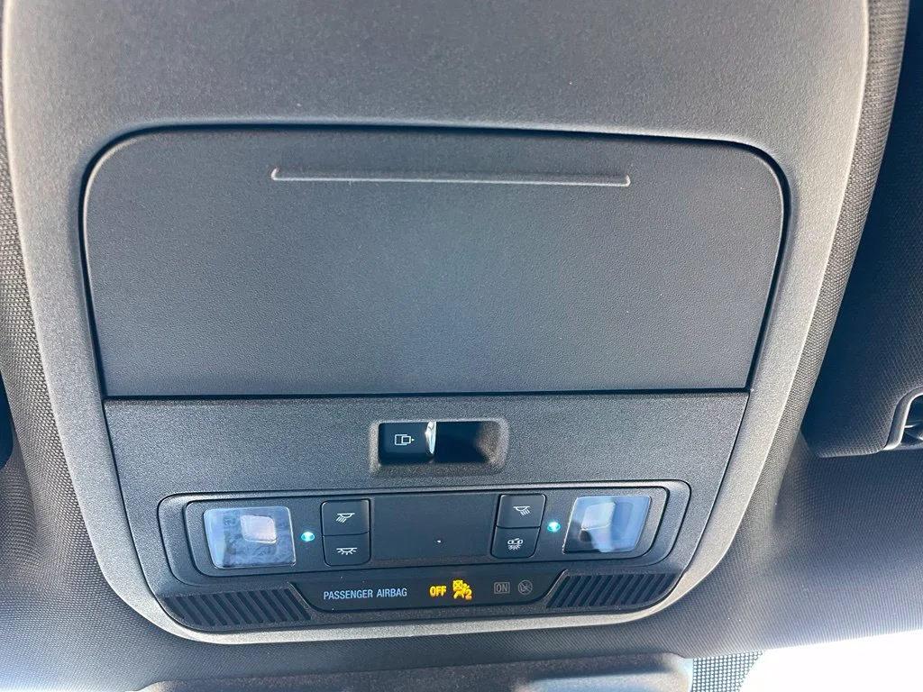 New 2026 Carbonized Gray Metallic Ford XLT image 48