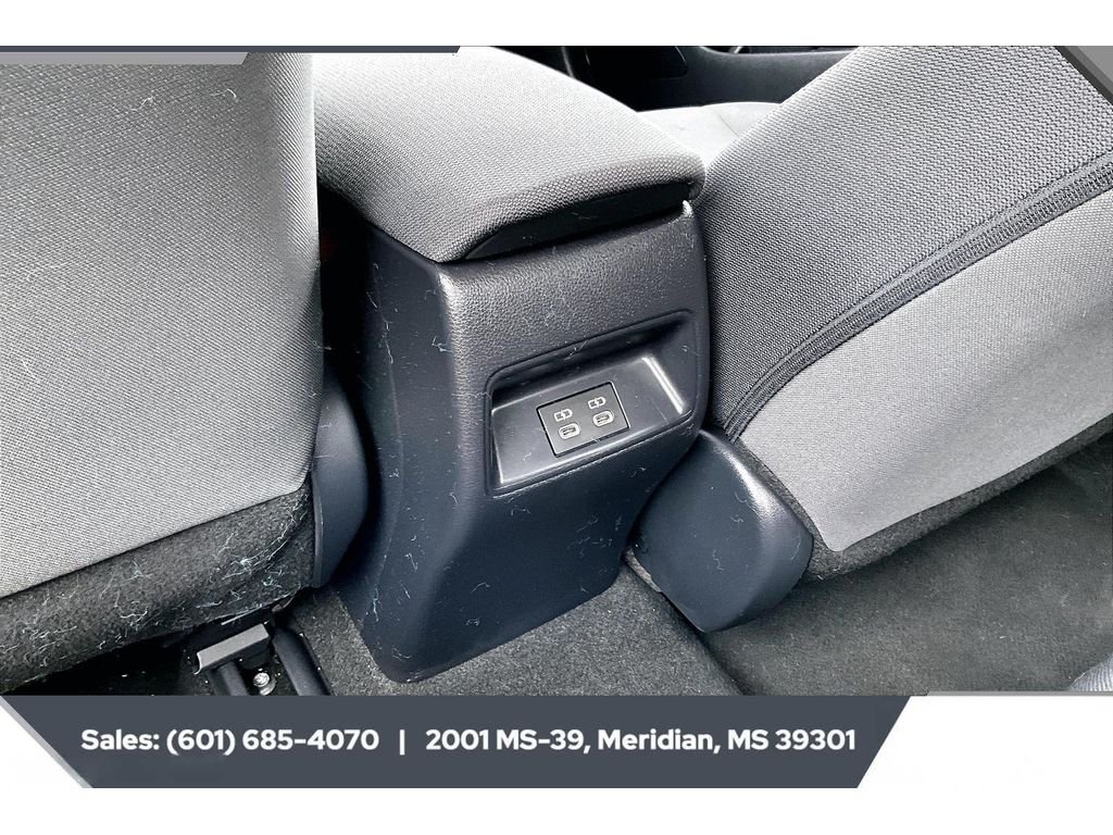 2024 Toyota Corolla LE - Photo 24