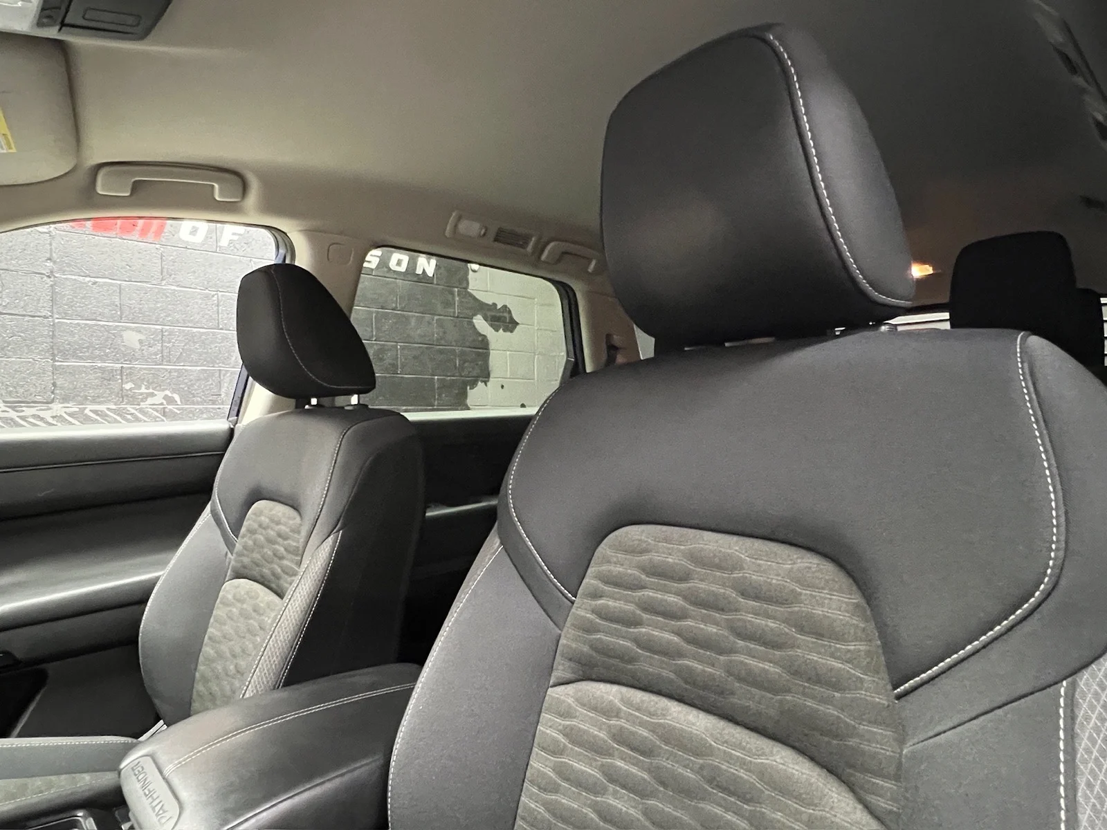 2024 Nissan Pathfinder SV - Photo 10