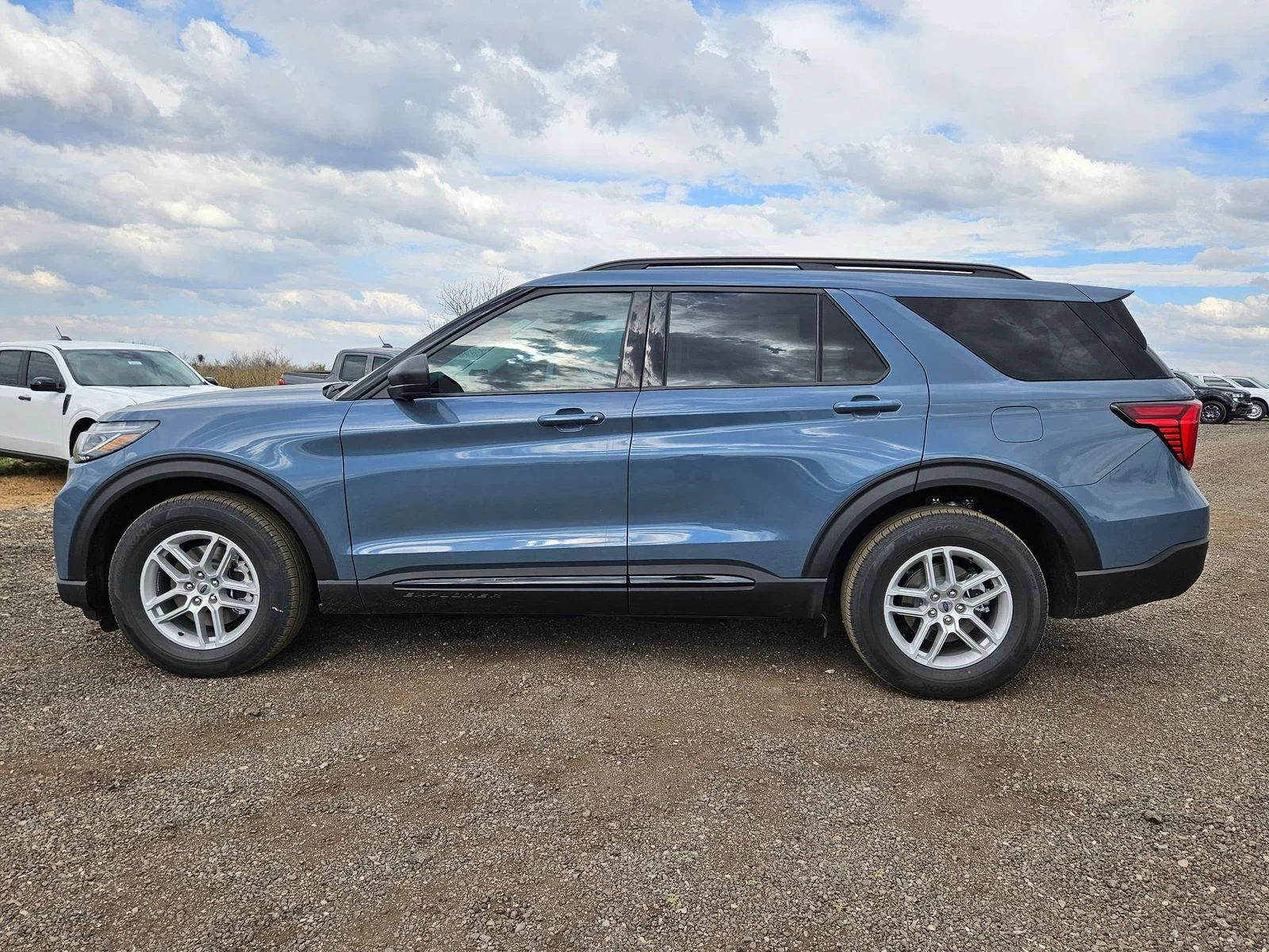 New 2026 Vapor Blue Metallic Ford Active image 8