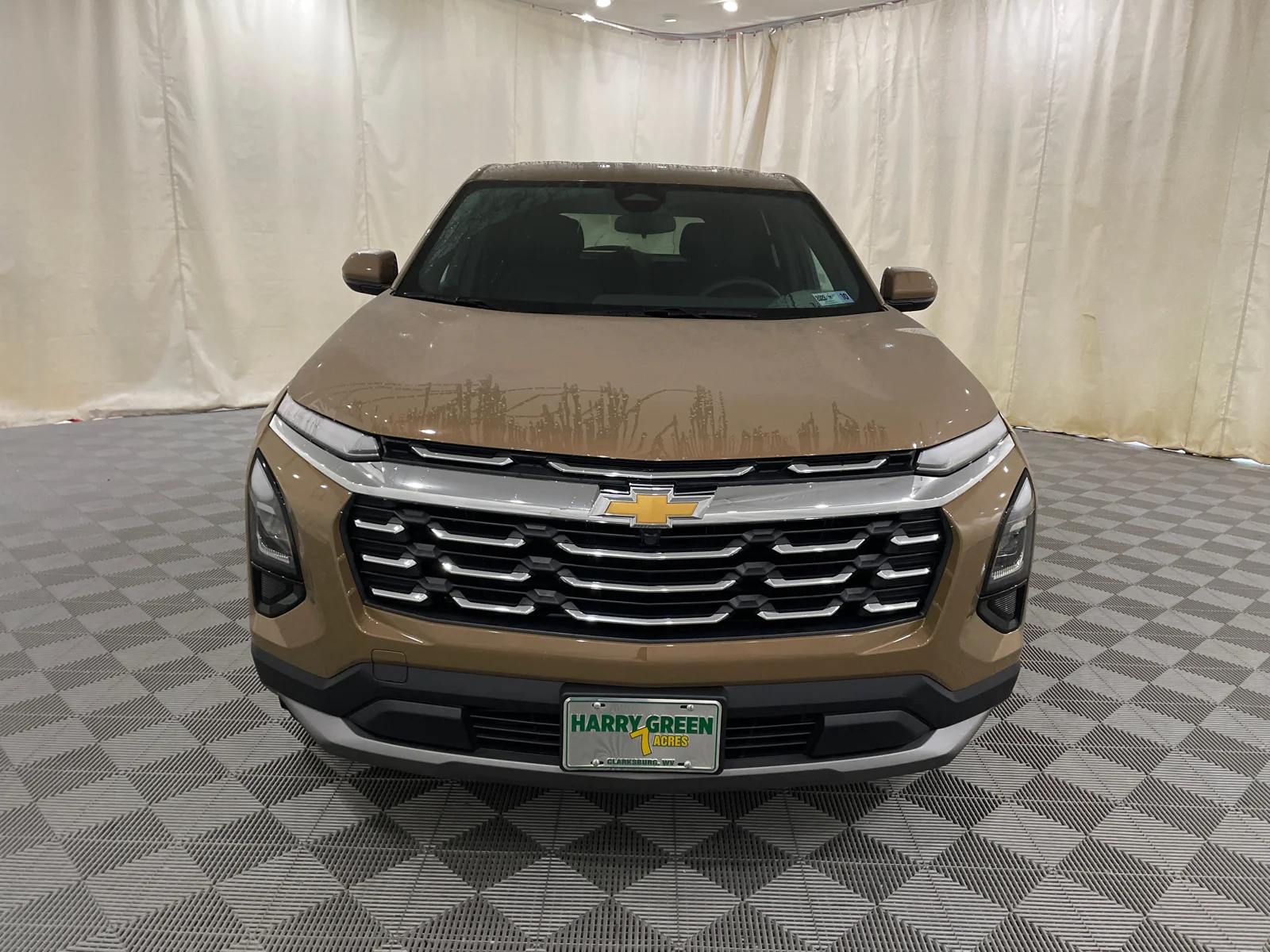 2027 Chevrolet Equinox LT - Photo 2