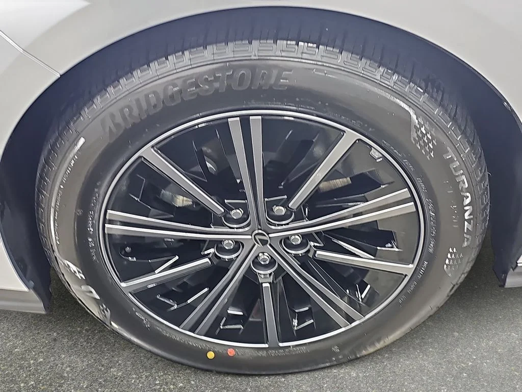 New 2026 Iridium Lexus PREMIUM AWD image 31