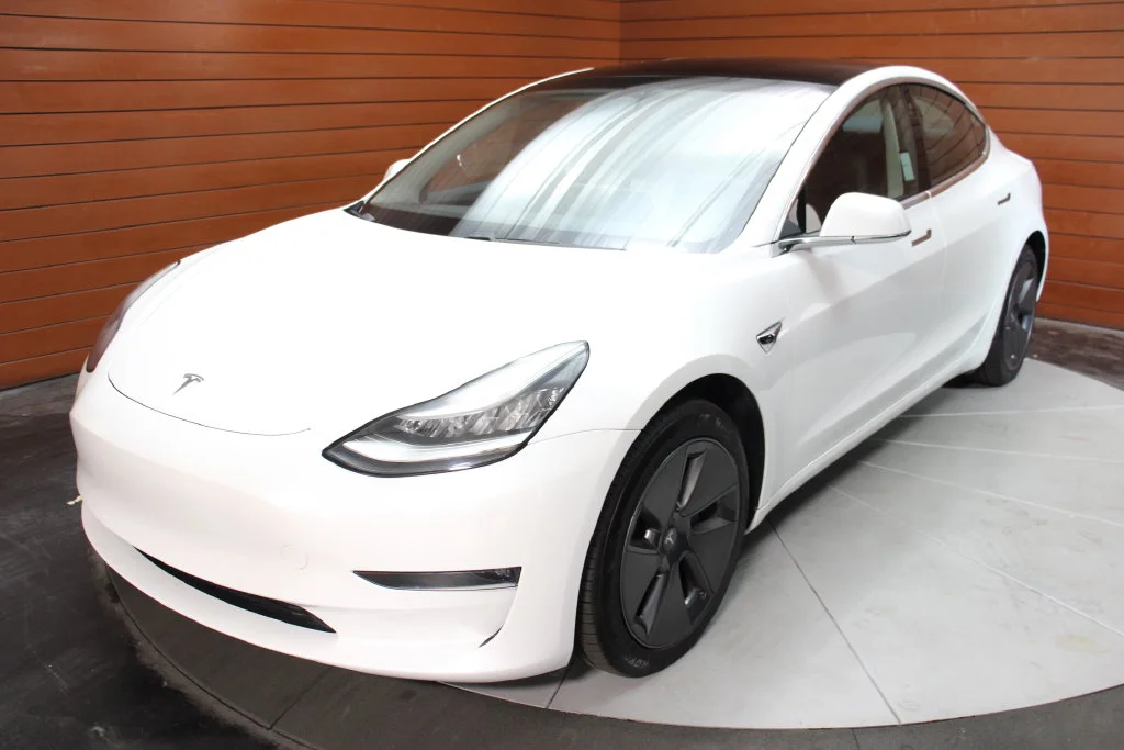 Used 2020 Pearl White Multi-Coat Tesla Long Range image 3