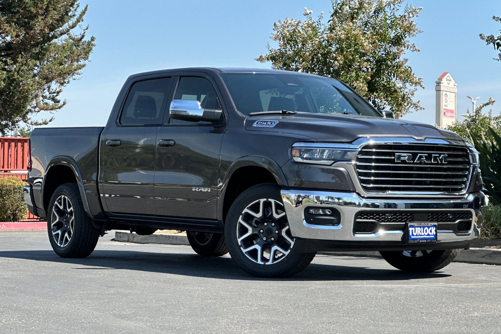 View vehicle photo 2