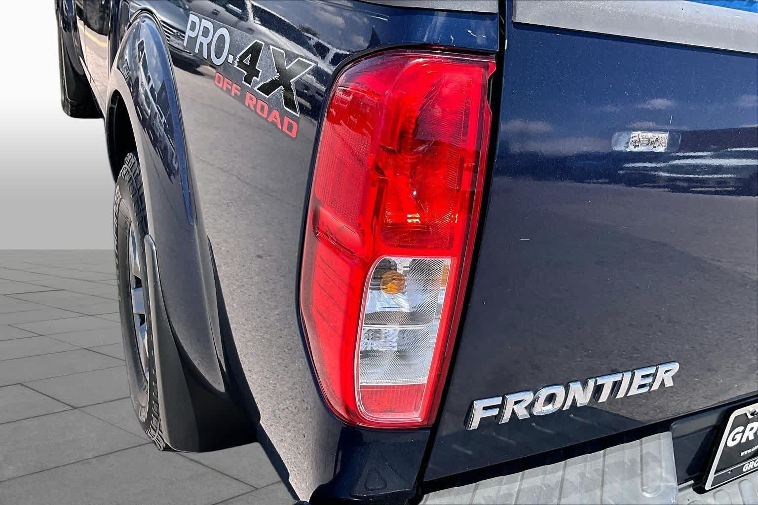Used 2011 Navy Blue Nissan PRO-4X image 27