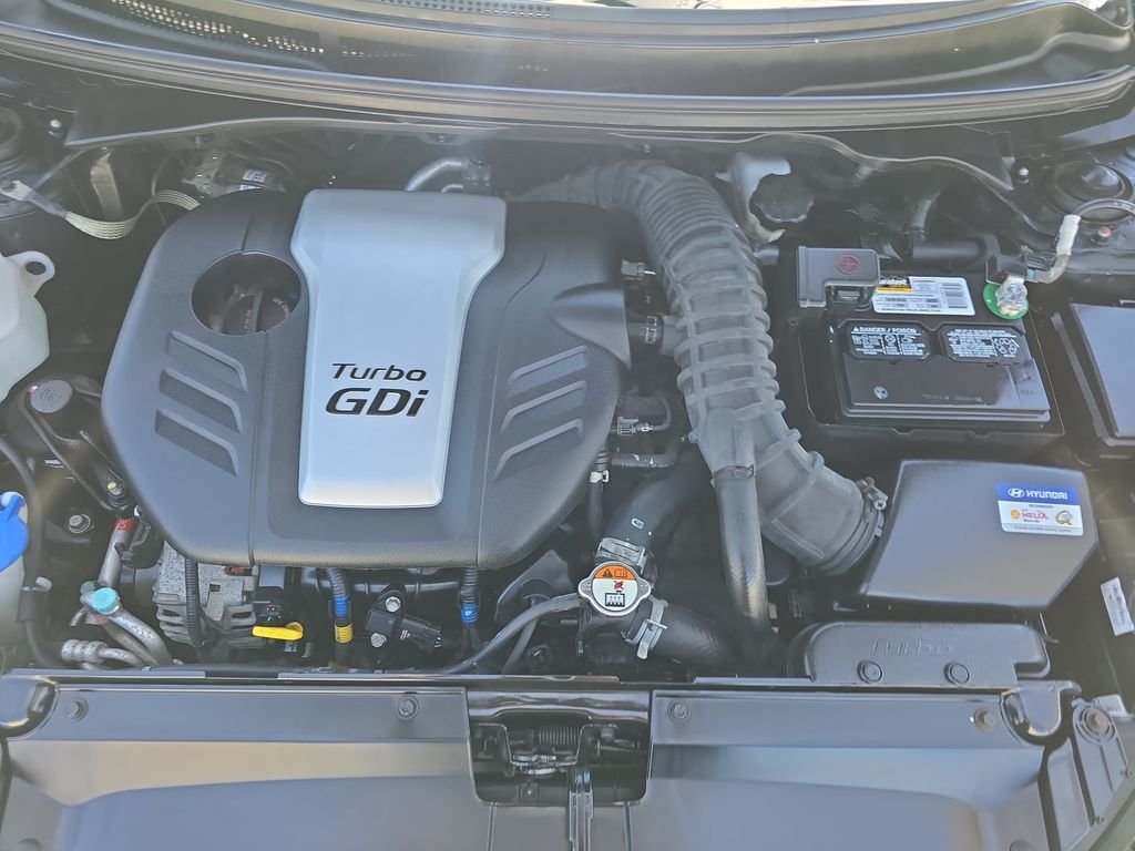 Used 2016 Black Hyundai Turbo image 31