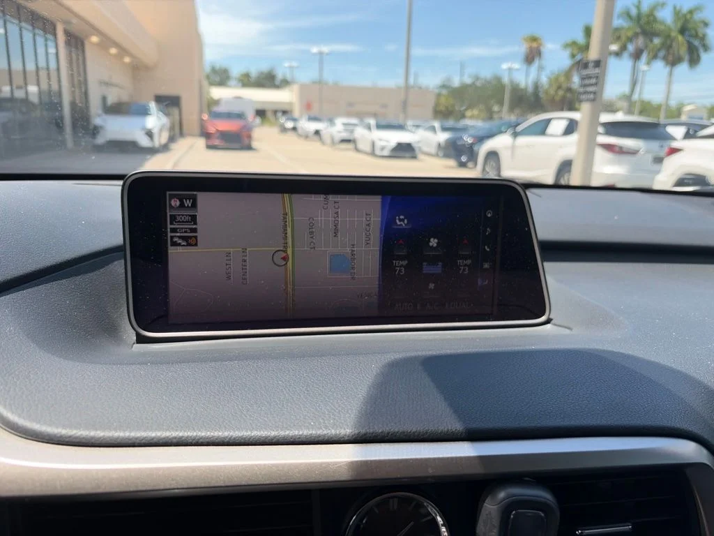 Used 2017 White Lexus 350 image 16