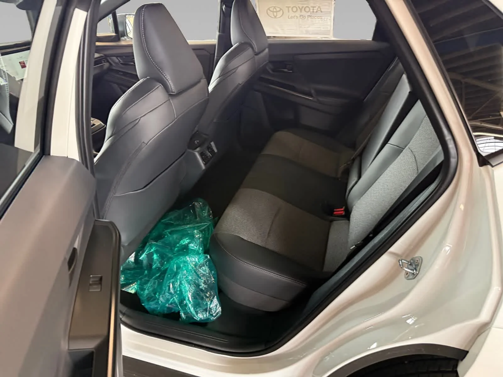 New 2026 Wind Chill Pearl Toyota XLE image 22