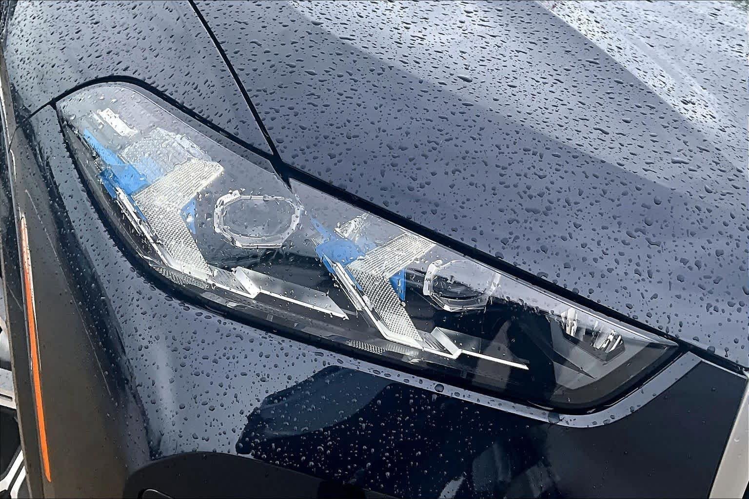 Used 2026 Carbon Black Metallic BMW xDrive40i image 27