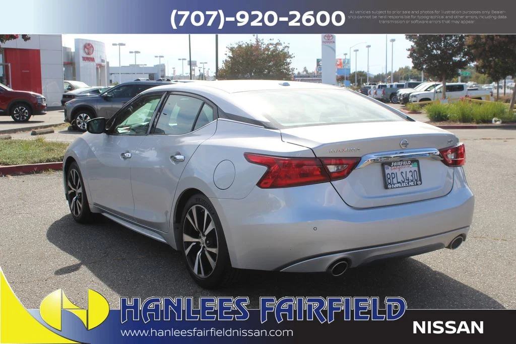 Used 2018 Silver Nissan 3.5 SV image 9