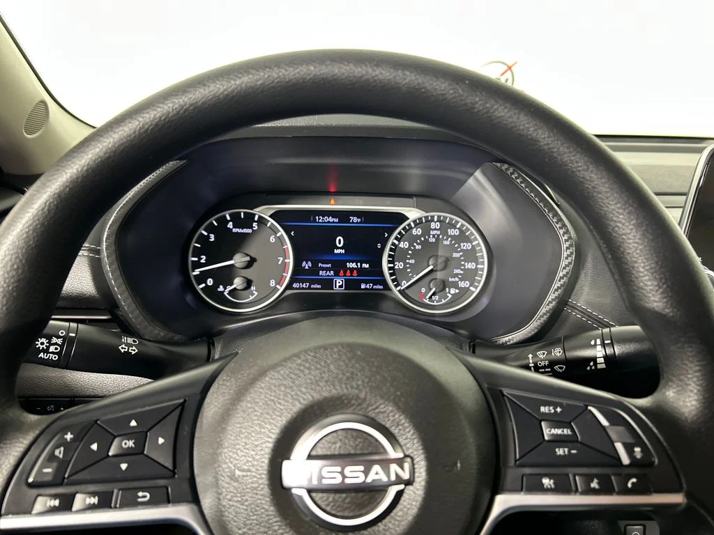 Used 2024 Gray Nissan SV image 13