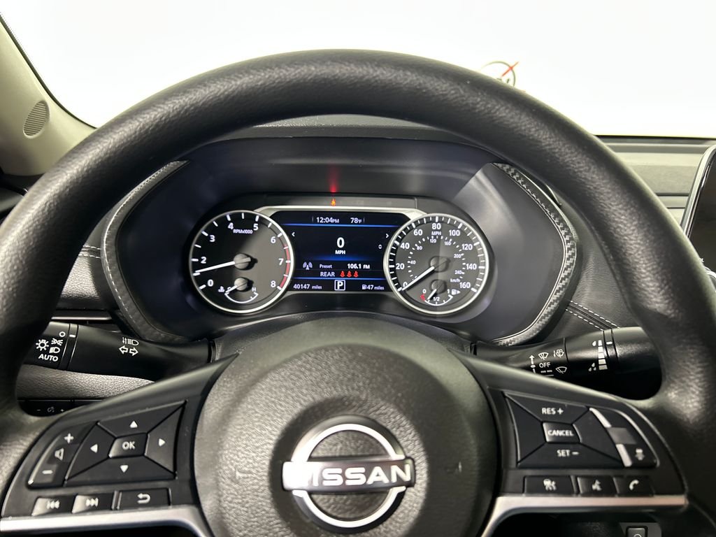Used 2024 Gray Nissan SV image 13