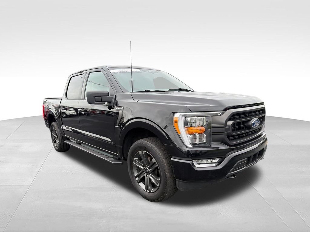 Used 2023 Black Ford XLT image 9