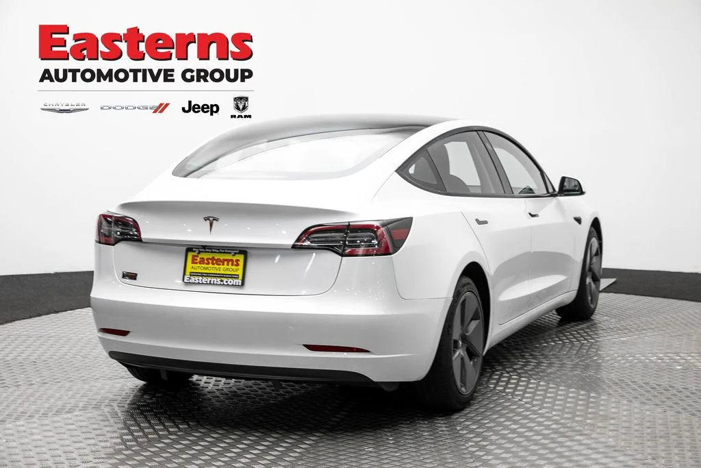 Used 2023 White Tesla Base image 6