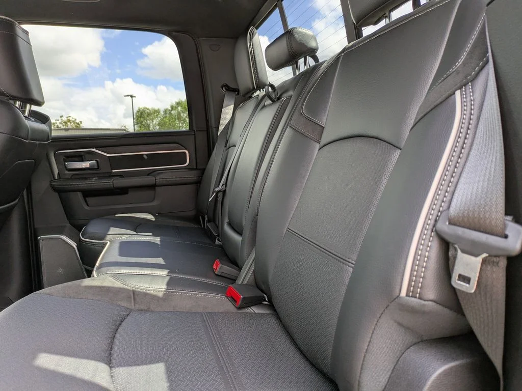 New 2026 Granite Crystal Metallic Clear-Coat Exterior Paint RAM Laramie image 16