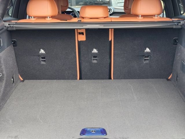 Certified Used 2026  Mercedes-Benz GLC 300 image 15