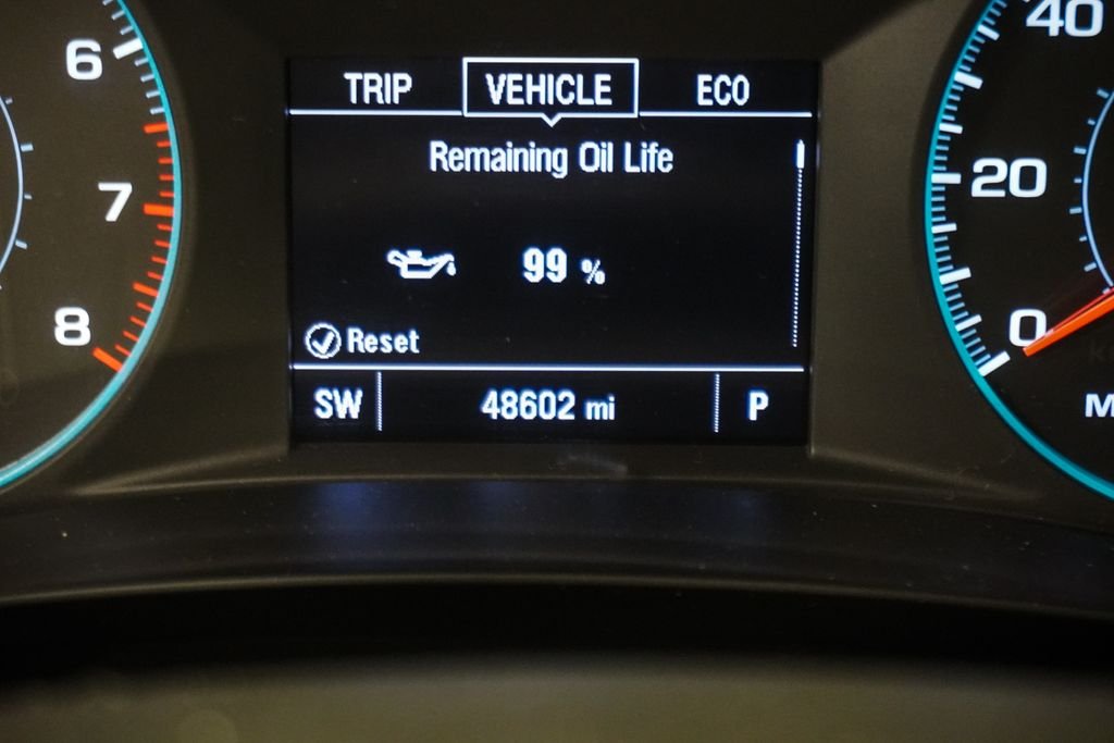 Used 2025 Gray Chevrolet LT image 26