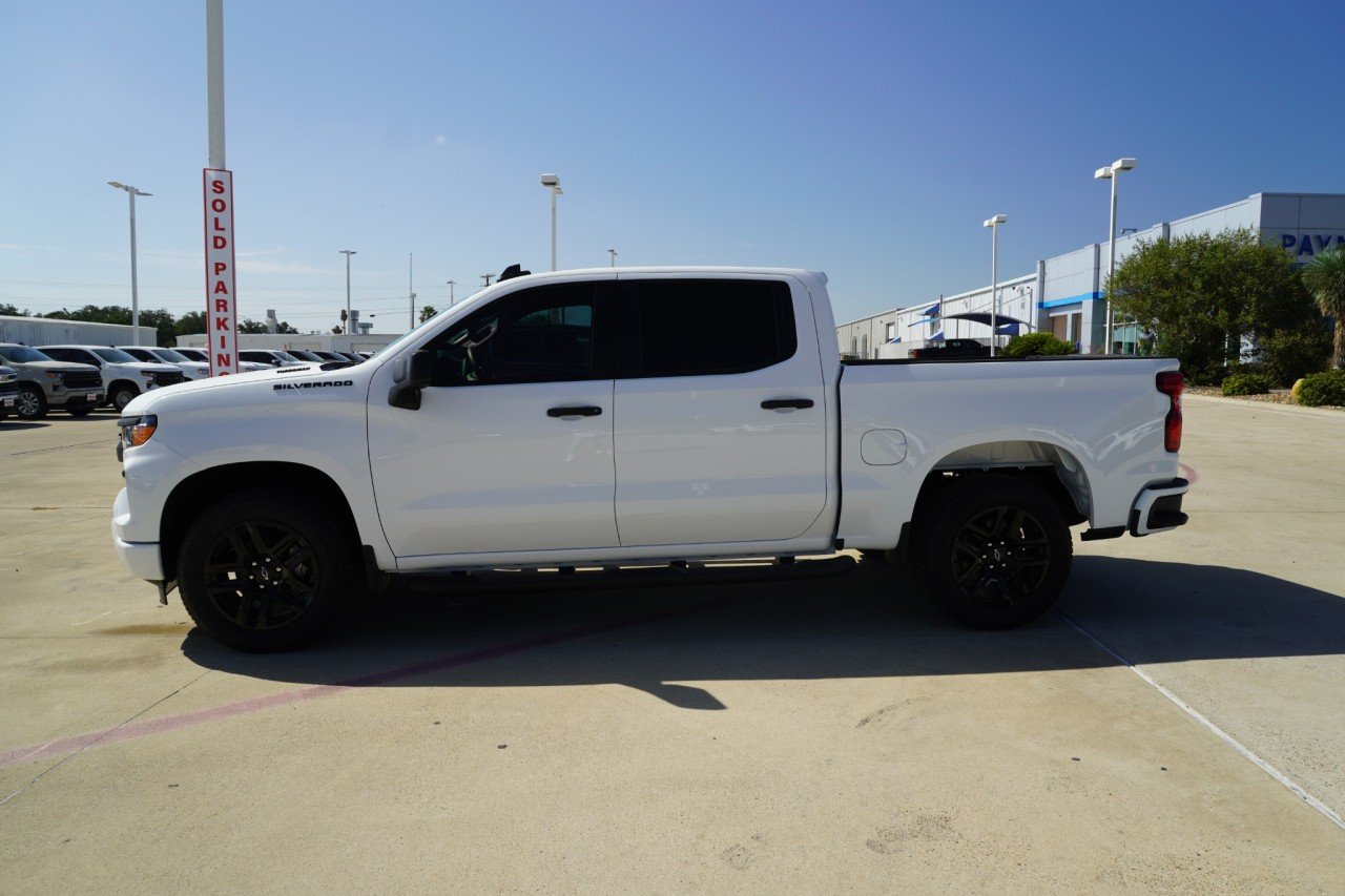 2026 Chevrolet Silverado 1500 Custom - Photo 15