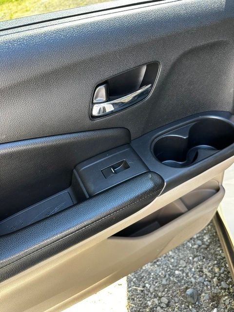Used 2016 White Honda EX-L image 16