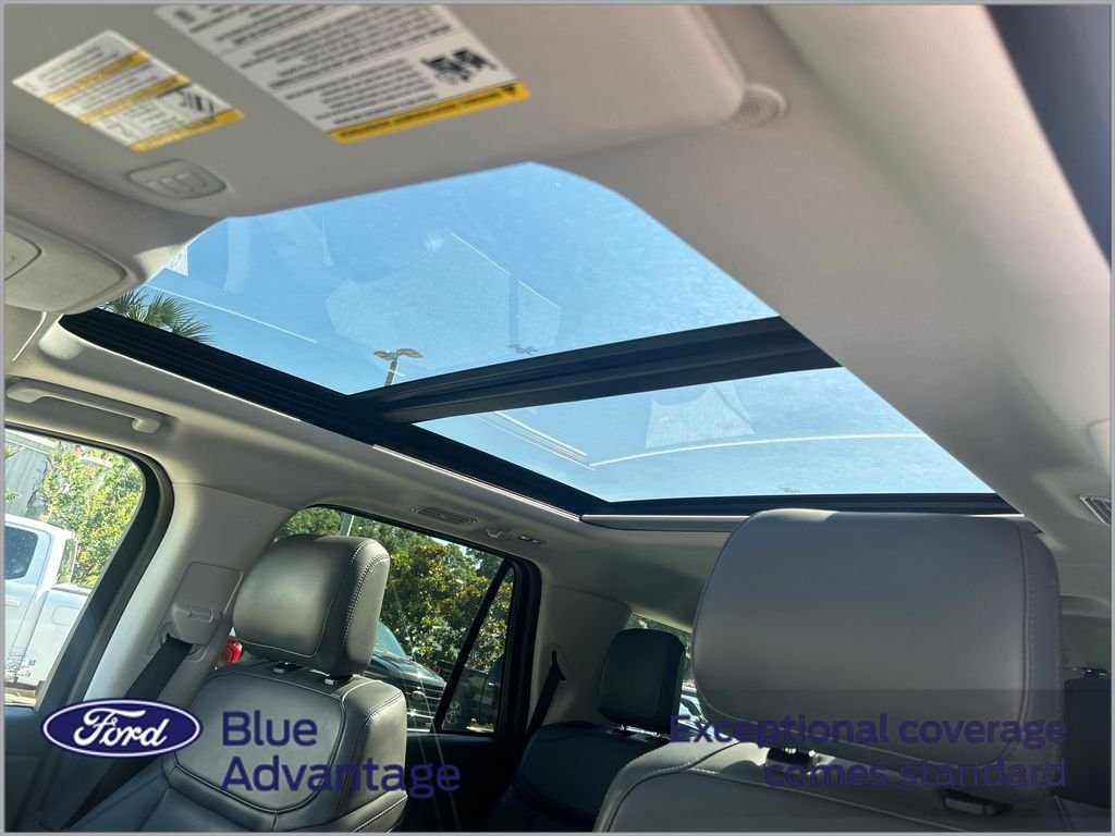 Used 2025 Gray Ford Active image 11