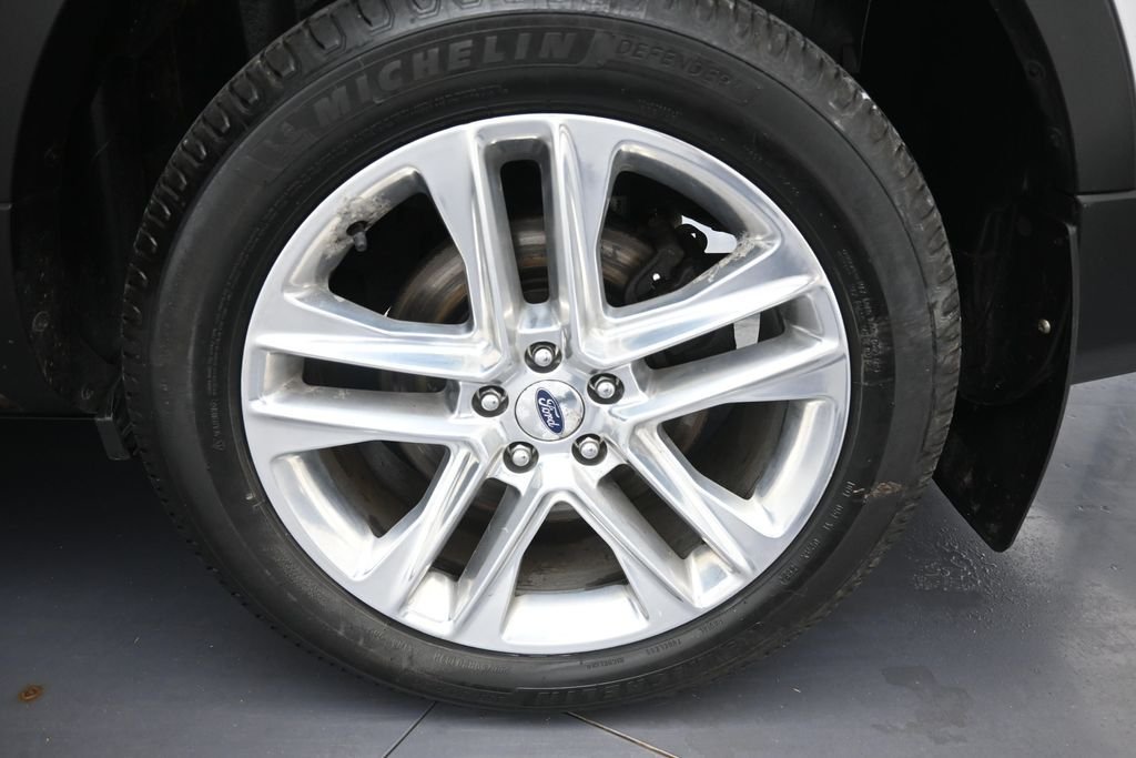 Used 2017 Ingot Silver Ford XLT image 36