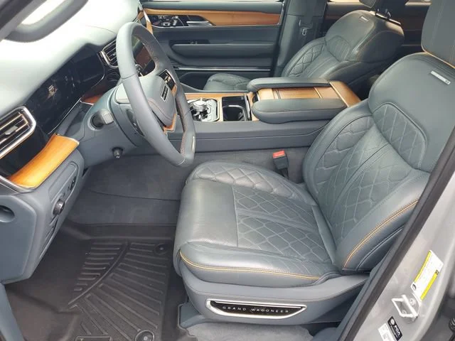 Used 2022 Silver Zynith Jeep Series III image 5