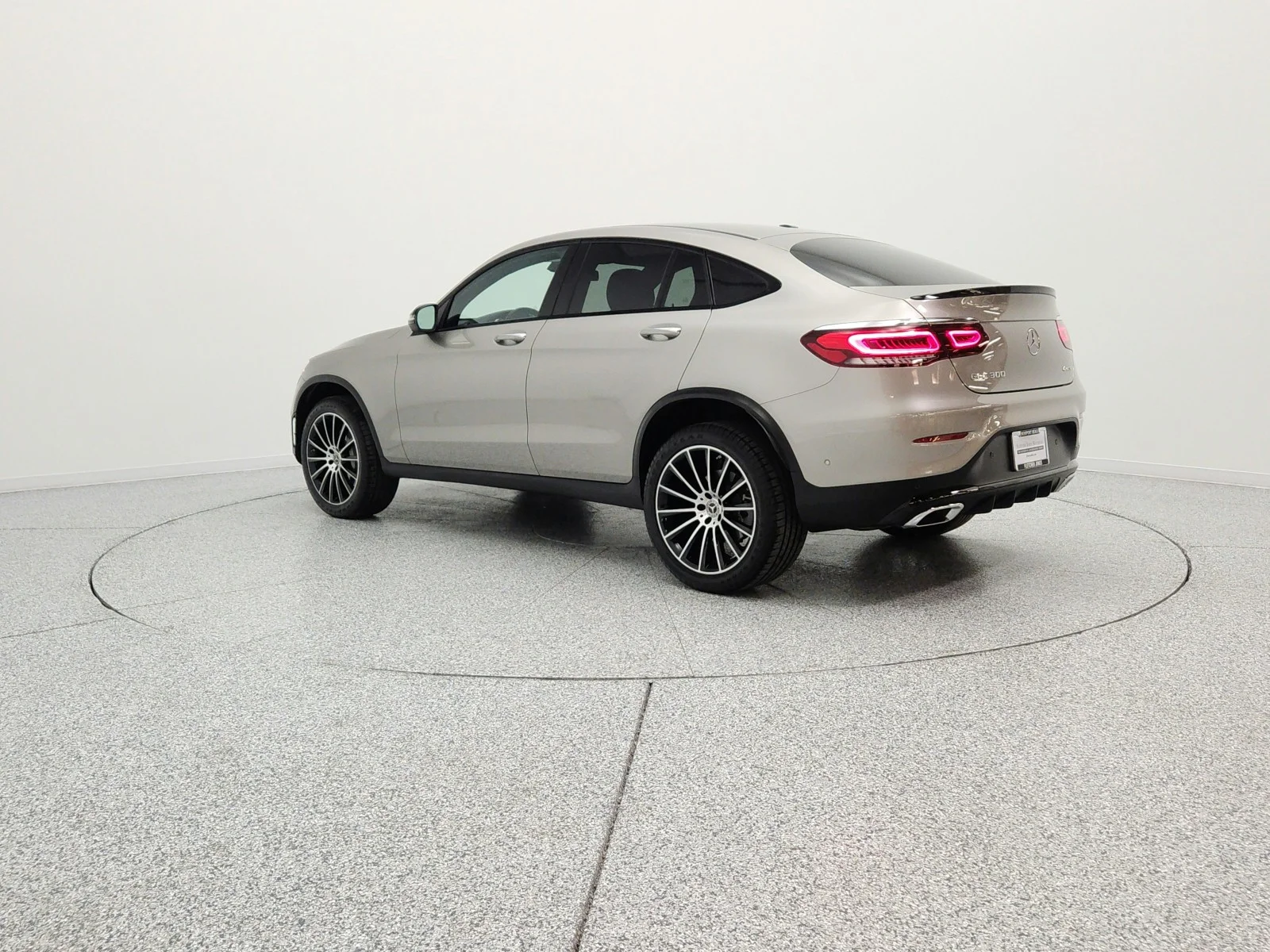 Used 2022 Mojave Silver Metallic Mercedes-Benz GLC 300 4MATIC® Coupe image 7