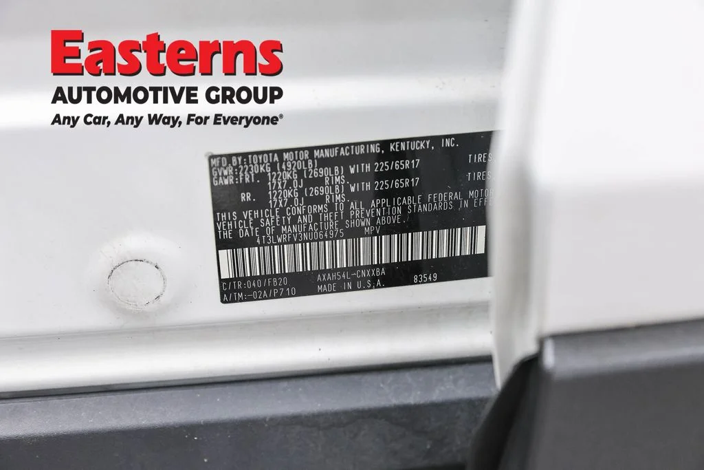 Used 2022 White Toyota LE image 35