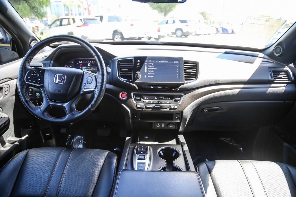 Certified Used 2024 Crystal Black Pearl Honda AWD TRAILSPORT image 41