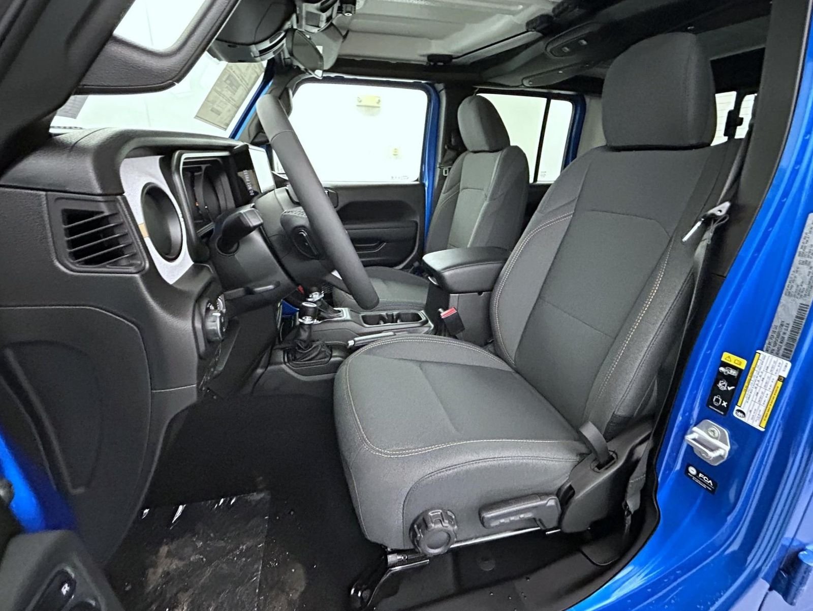 New 2026 Hydro Blue Pearl-Coat Exterior Paint Jeep Sport S image 10