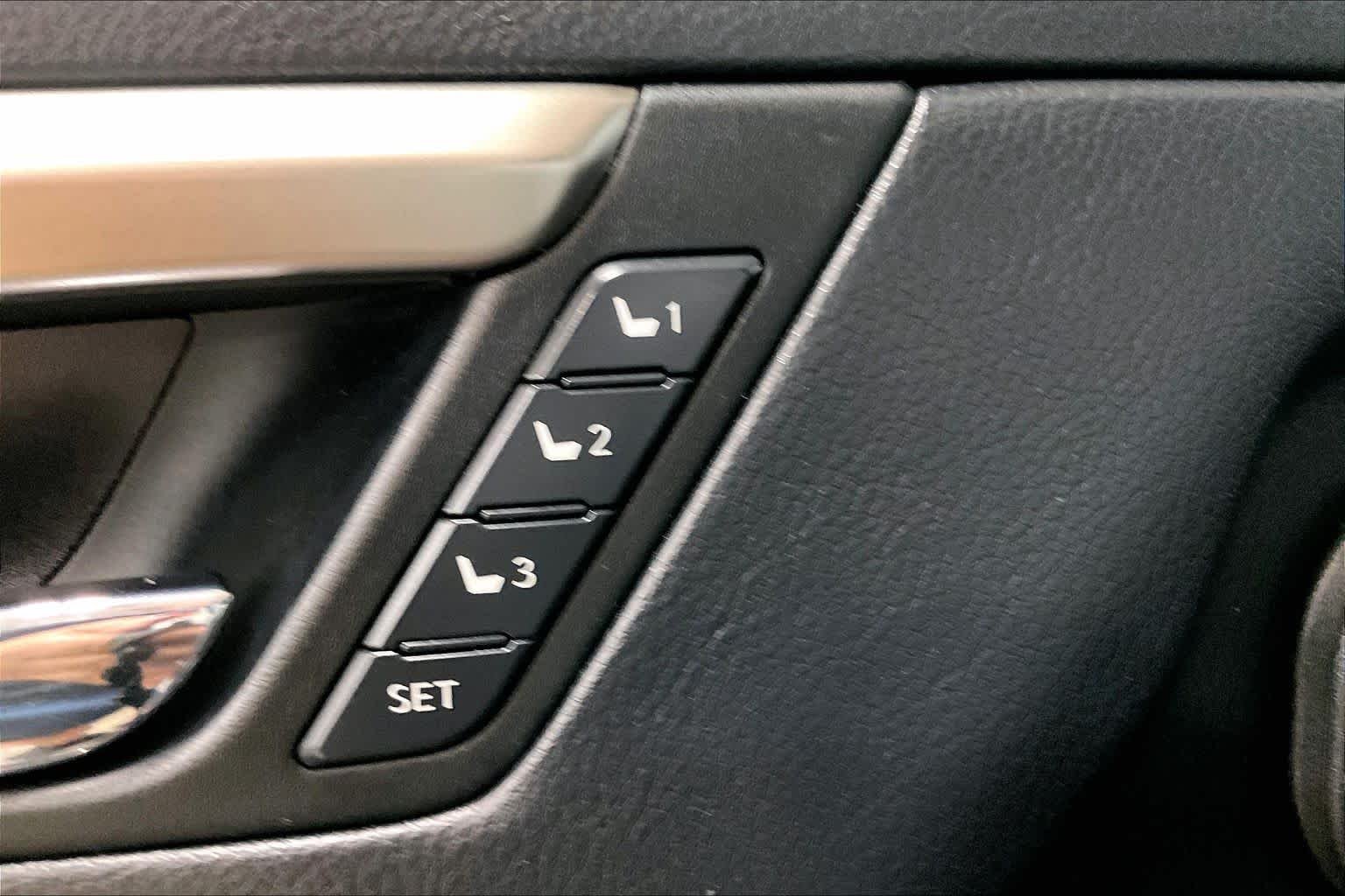 Used 2022 Caviar Lexus  image 35