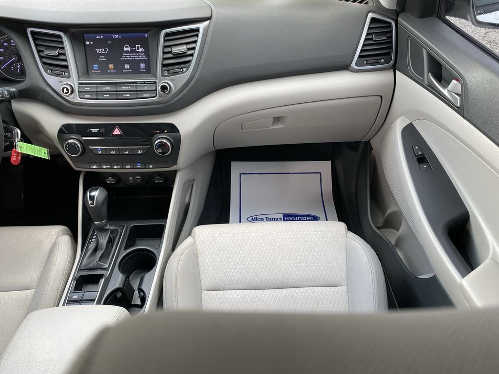 Used 2018 Dazzling White Hyundai SEL image 16