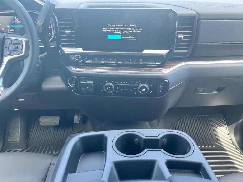 2026 Chevrolet Silverado 3500 HD LT - Photo 13