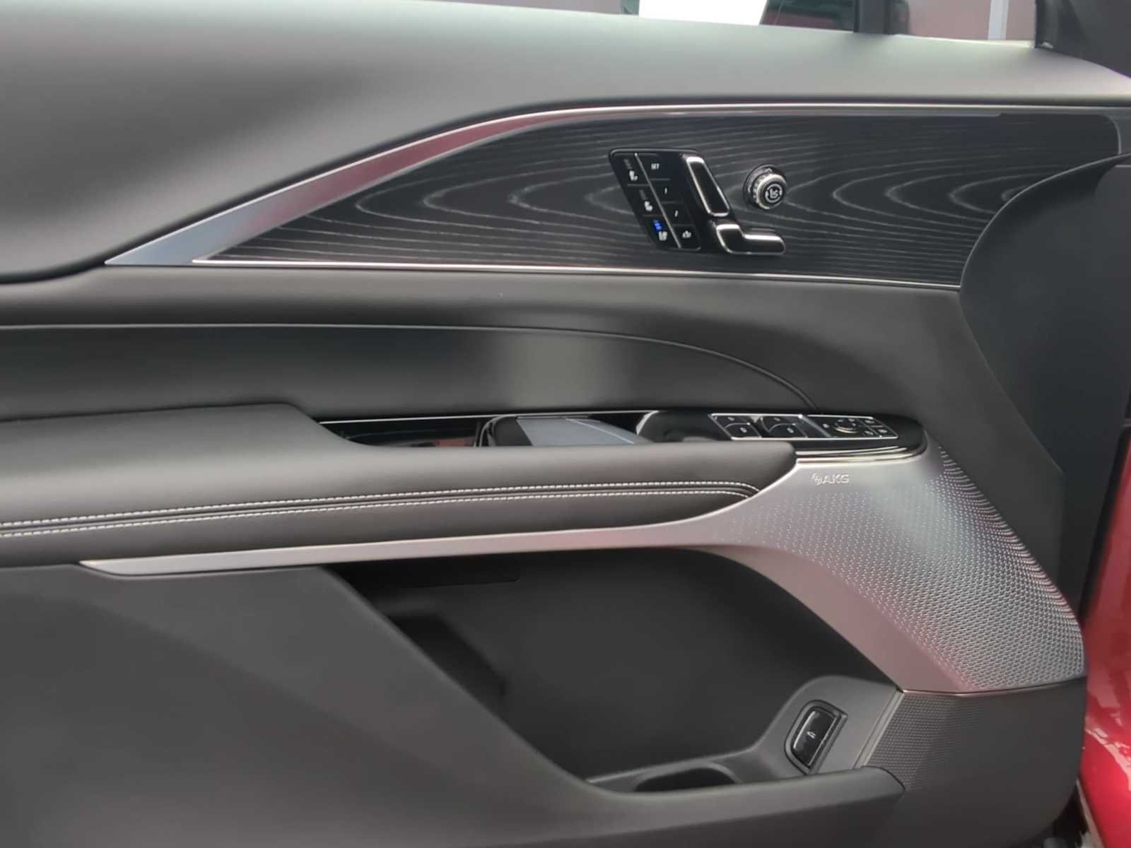 2026 Cadillac LYRIQ V - Photo 10