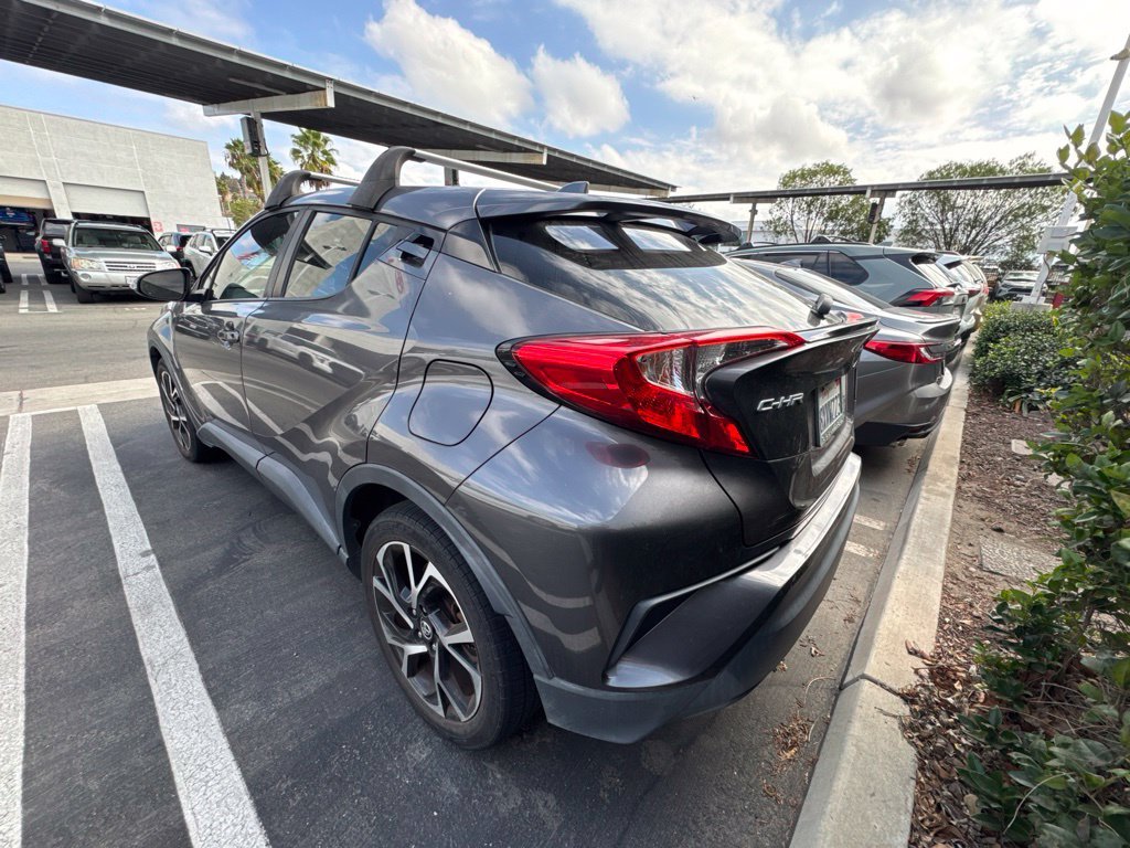 Used 2021 Gray Toyota XLE image 4