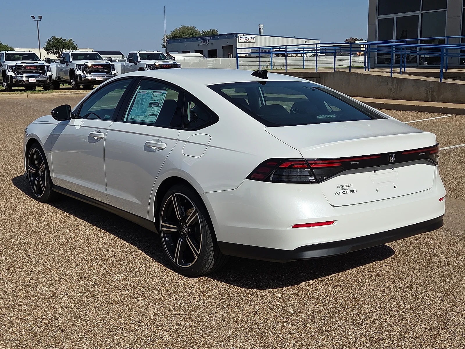 New 2026 Platinum White Pearl Honda SE image 3