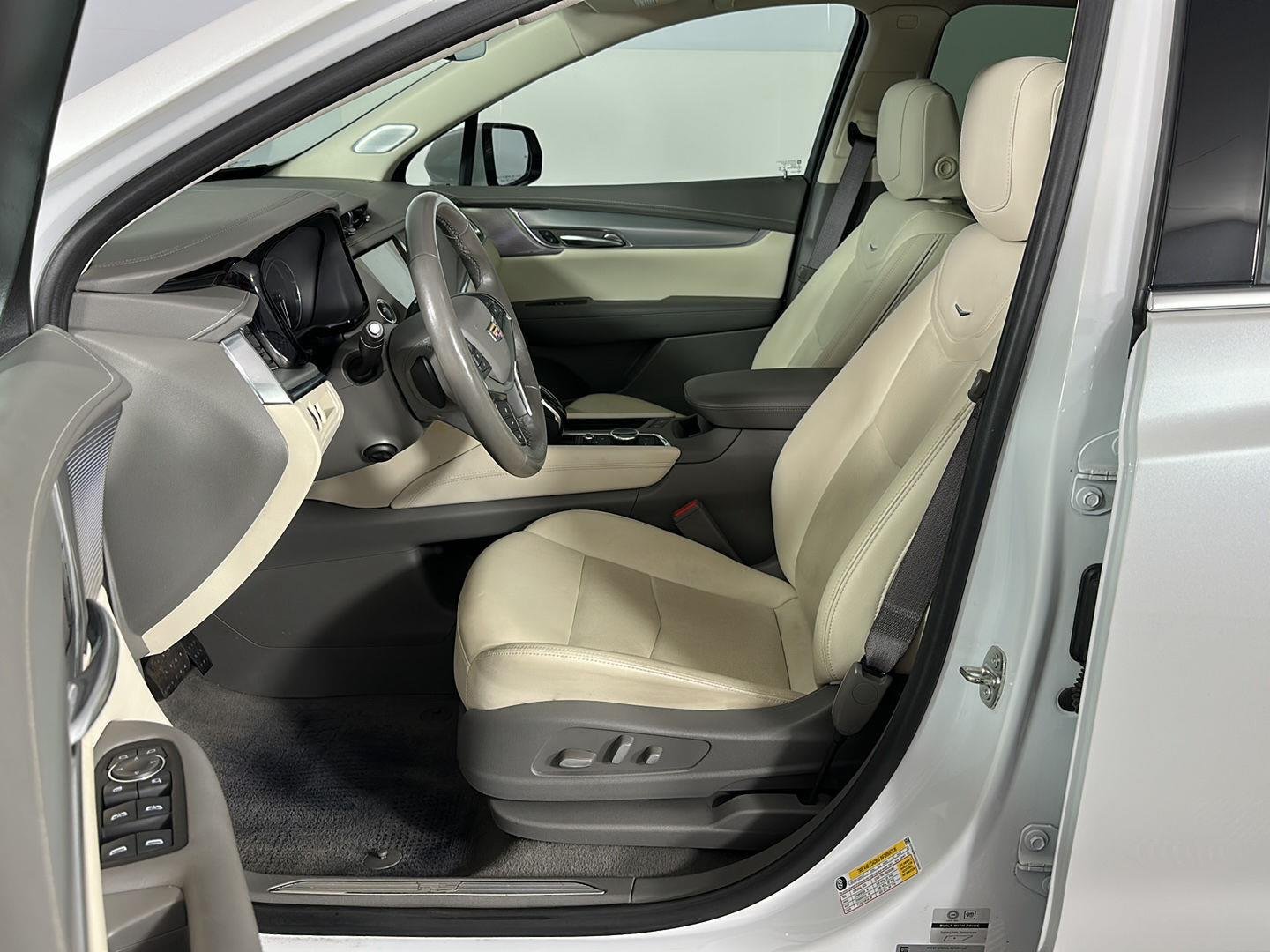 Used 2023 Crystal White Tricoat Cadillac AWD Premium Luxury image 10