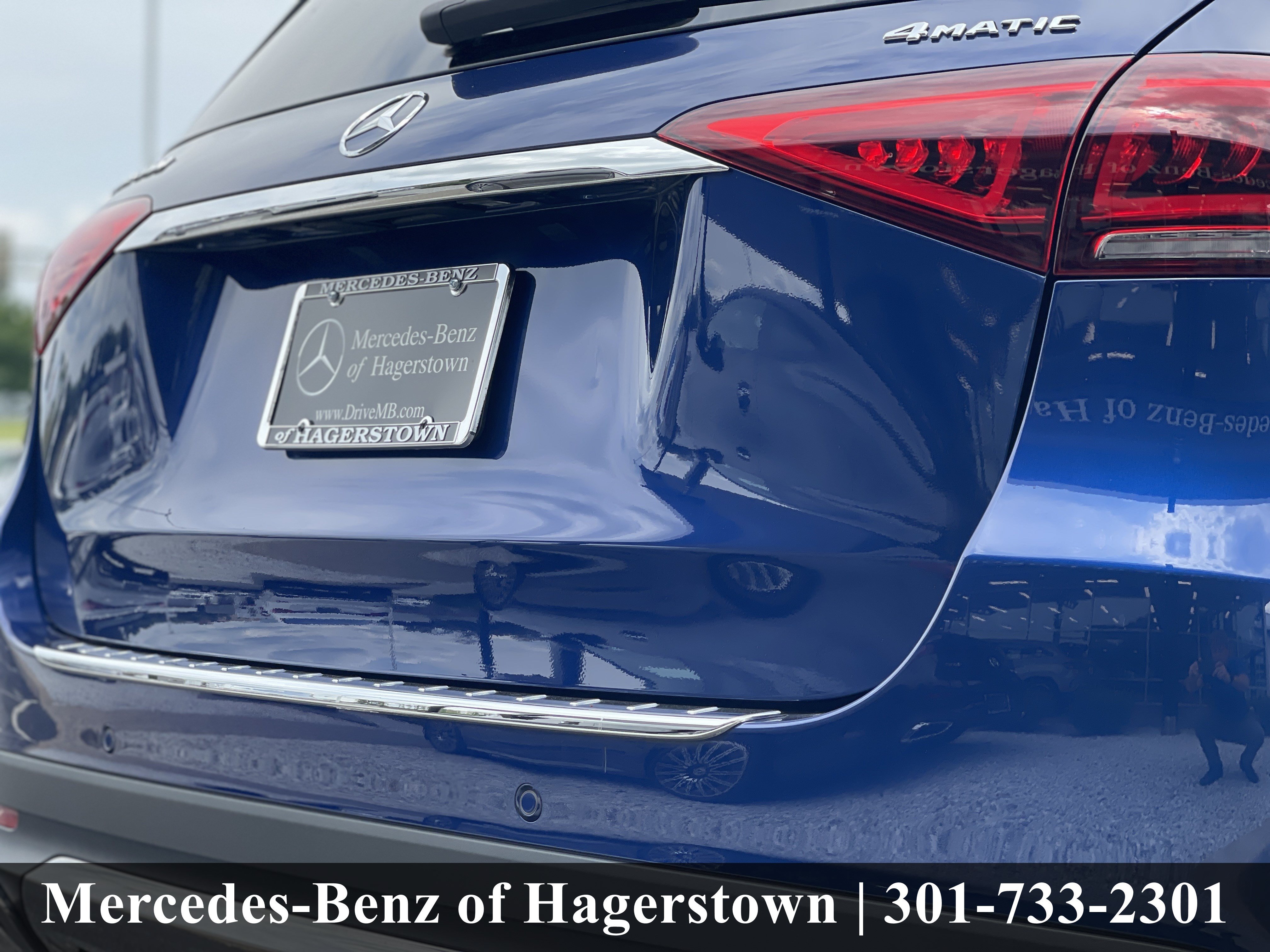 Certified Used 2022 Brilliant Blue Metallic Mercedes-Benz GLE 350 4MATIC® SUV image 37