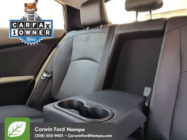 Used 2022 Beige Toyota XLE AWD-e image 27