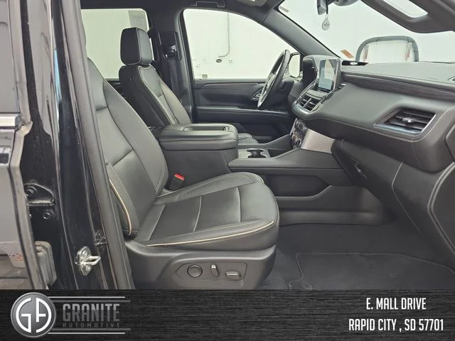 Used 2024 Black GMC SLT image 39