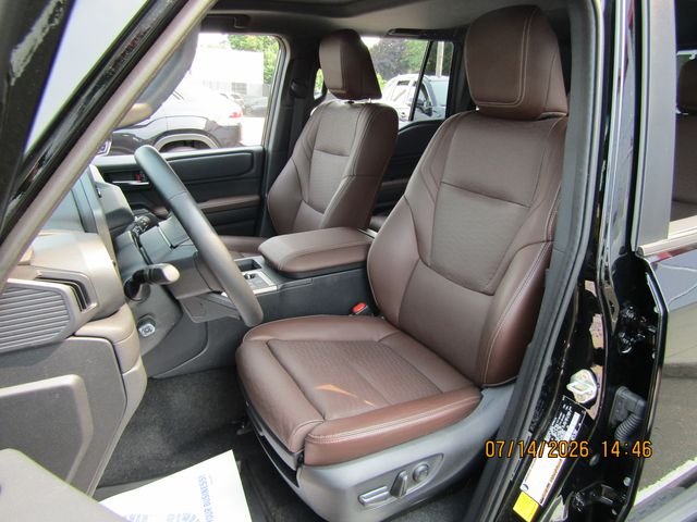 Used 2025 Black Toyota Base image 21