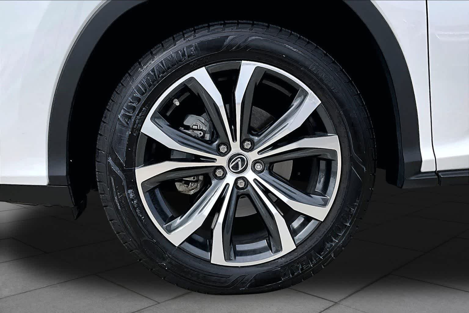 Certified Used 2022 EMINENT WHITE PEARL Lexus  image 11