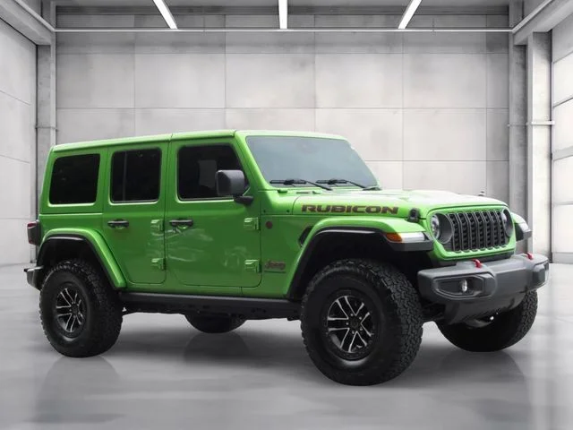 Certified Used 2025  Jeep Rubicon image 1