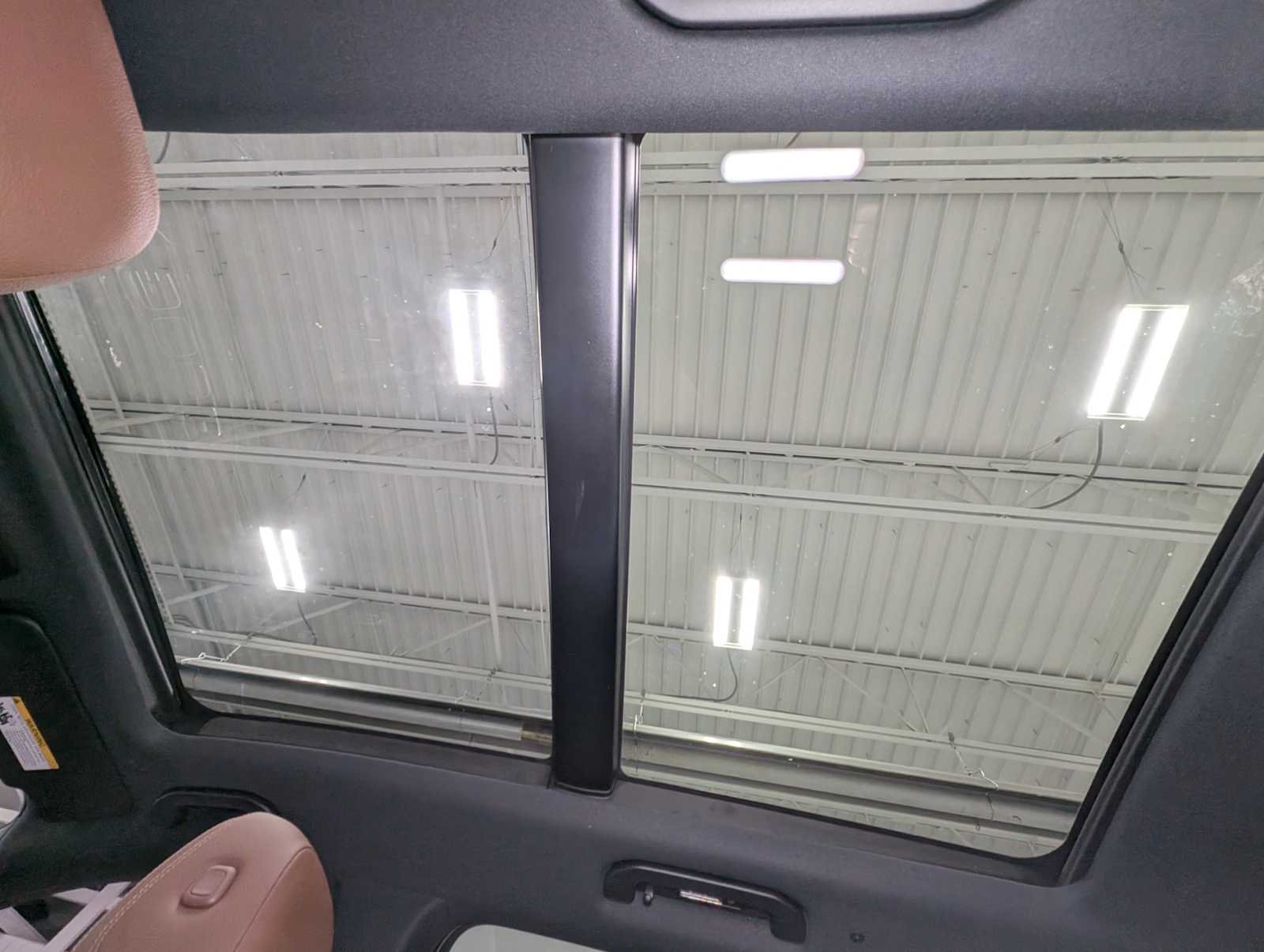 Certified Used 2025 Polar White Mercedes-Benz GLE 350 image 17