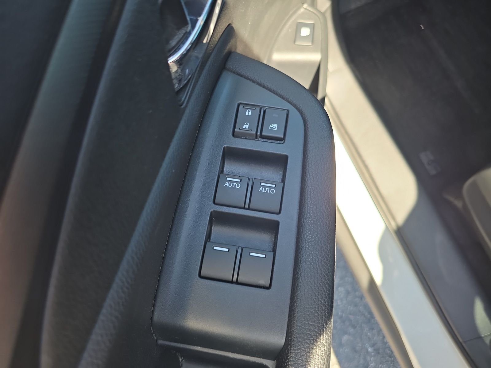 2023 Honda Ridgeline Sport - Photo 14