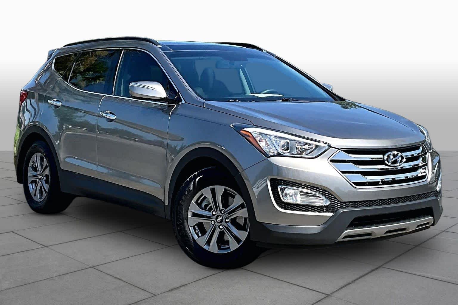 Used 2015 Mineral Gray Hyundai  image 3